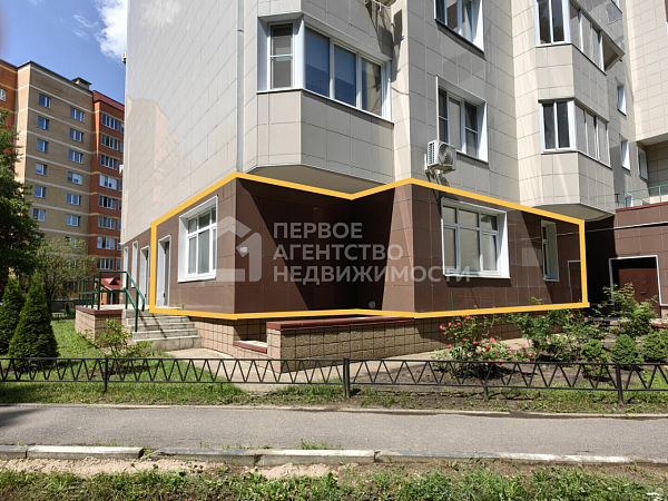 Помещения свободного назначения, 98 кв.м., Россия,  Московская область,  Серпуховский район,  Большевик п.,  Ленина ул., 114